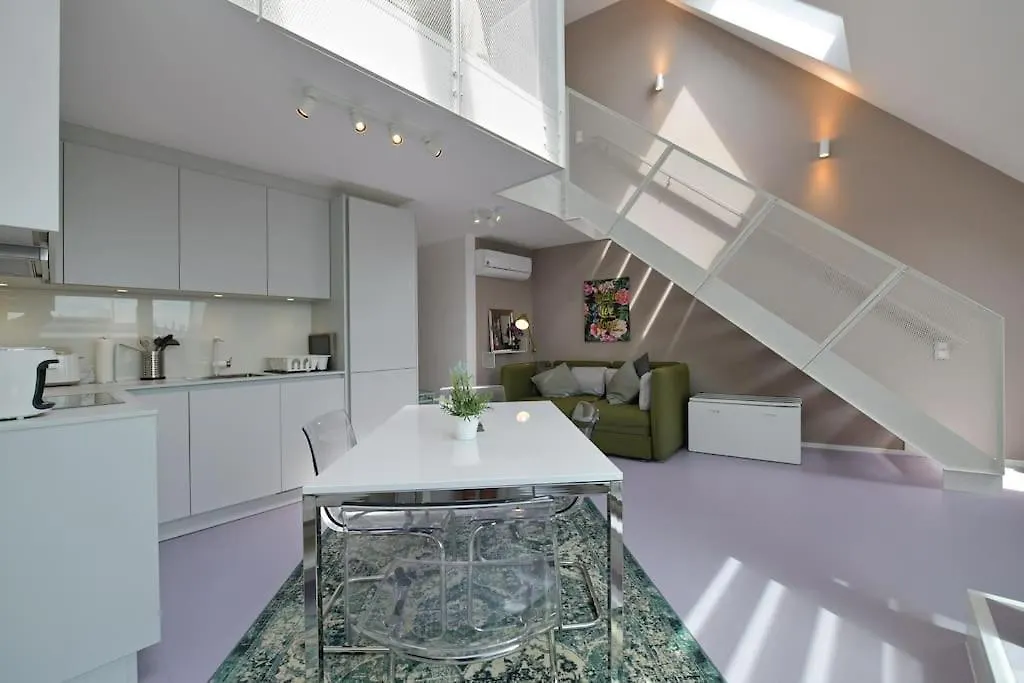 Julius 4 - Duplex Apartment 5 Mins To City Center Vienna