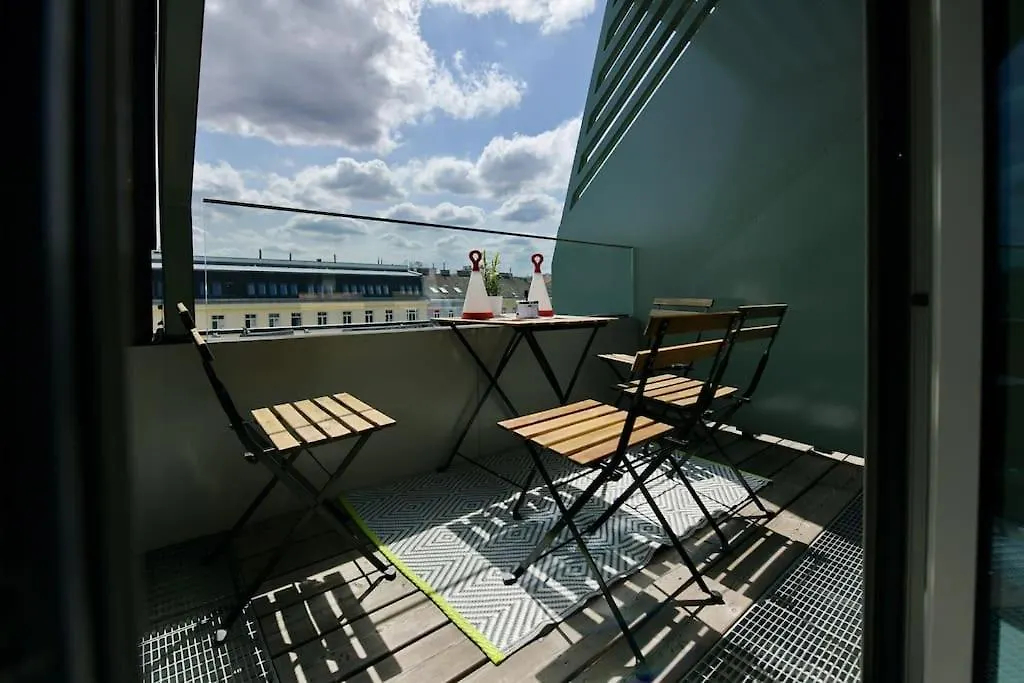 Julius 4 - Duplex Apartment 5 Mins To City Center Vienna